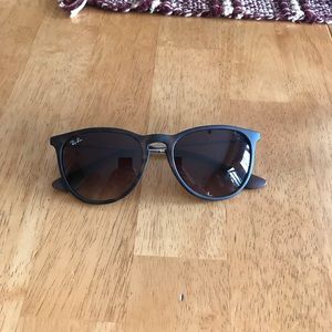 Ray Bans (Erika style)